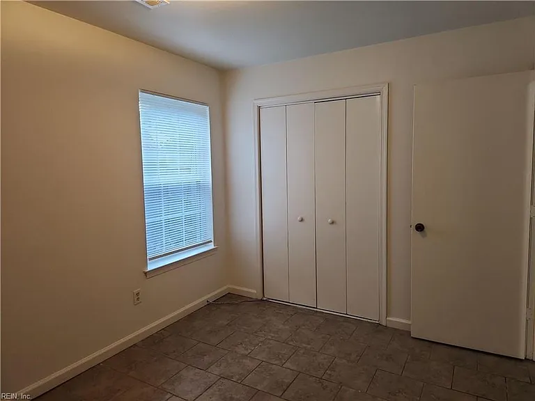 6045 Bradford Dr #B — Photo 18