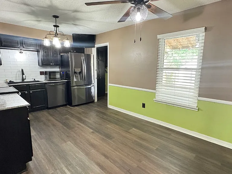 114 Westchase Dr — Photo 7