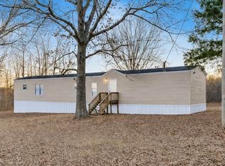 1505 Oak Hill Rd, Bolivar, TN 38008