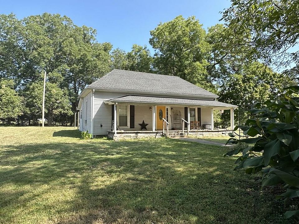 1st image of 1694 Verona Caney Rd