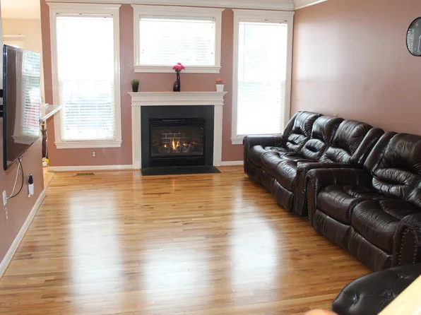 132 Birchwood Dr, West Chester, PA 19380
