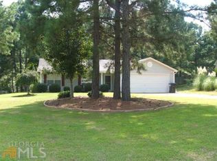47 Senoia Springs Dr, Senoia, GA 30276