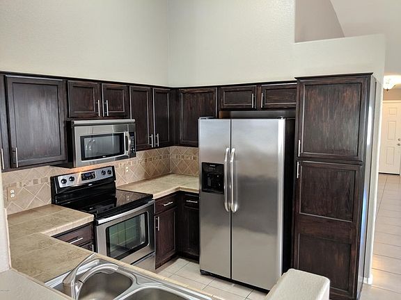 103rd kitchen 2