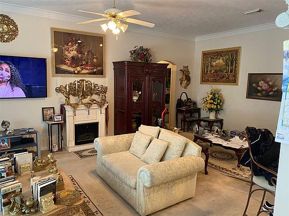 4th image of 21303 River Knoll Ln