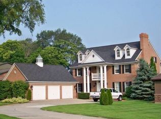 12822 Linda Vista St, Belleville, MI