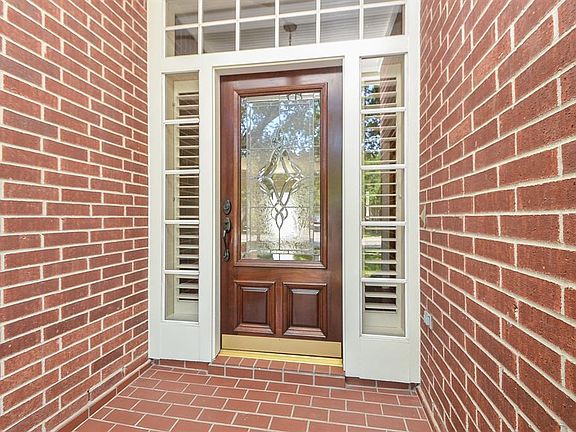 4th image of 7106 Greatwood Trails Dr