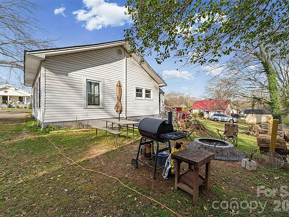 3rd image of 148 Newline Rd