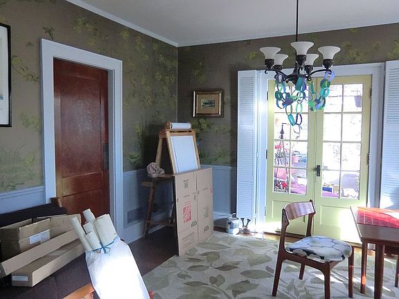 this home is beautiful even when messy!