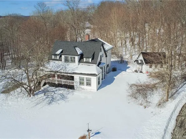 53 Woodmans Point Rd, Westfield, NB E5K 4R5