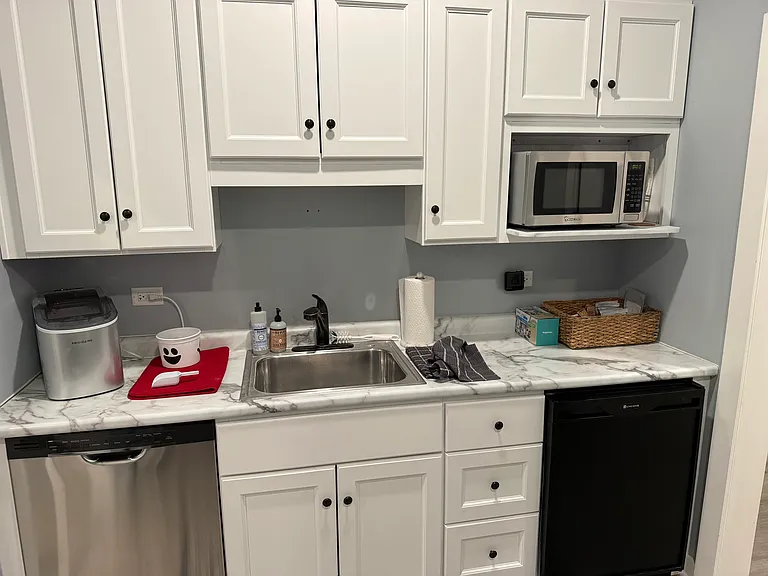 901 E Wilson St #905 — Photo 7