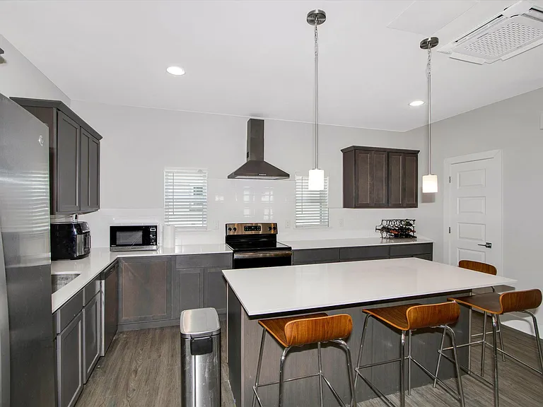 302 Tendick St #1103 — Photo 2