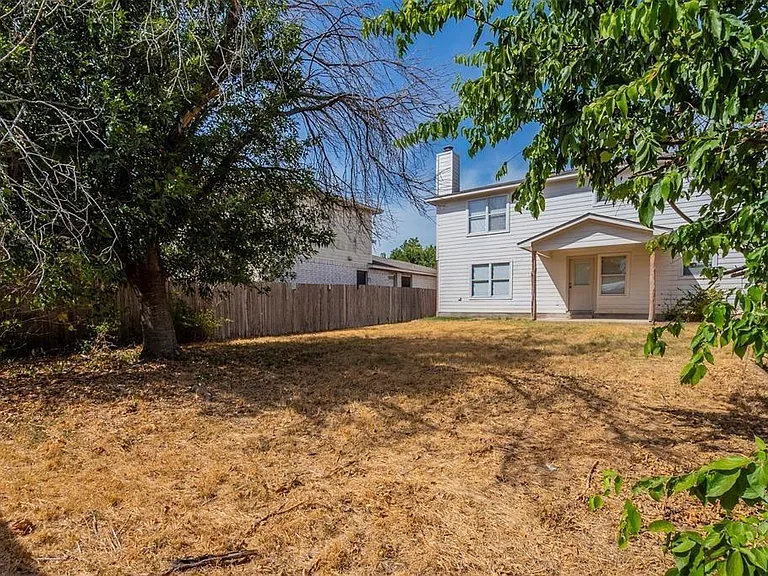 1802 Vanderhill Cv — Photo 34