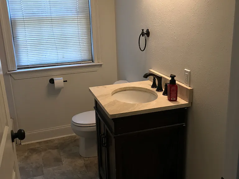Bathroom vanity