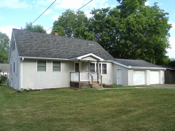 253 S Oakland Ave, Oconto Falls, WI 54154