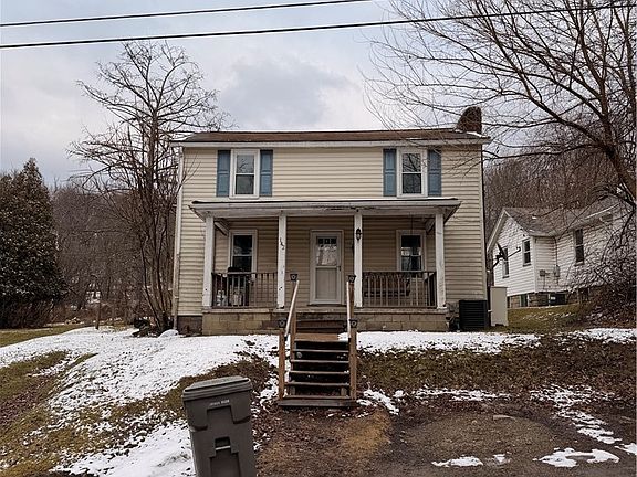 3rd image of 142 Community Park Rd