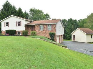 1210 W Lancaster Rd, Harmony, PA 16037