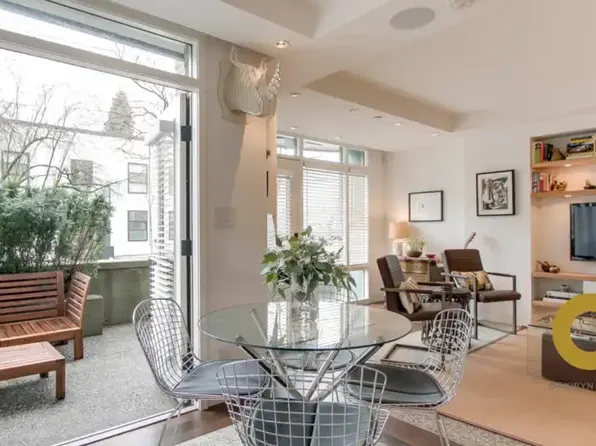 1608 Cypress St #1A, Vancouver, BC V6J 5J1