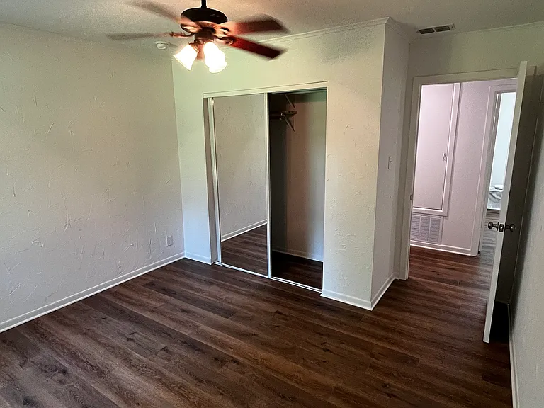 9457 Orchard Dr — Photo 18
