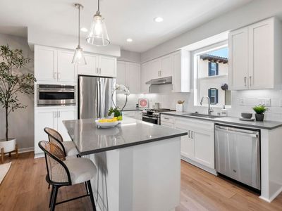 13480 Lopelia Meadows Pl UNIT 104, San Diego, CA, 92130