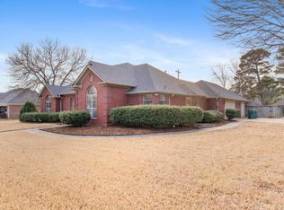 1655 Chicot Dr, Conway, AR 72034