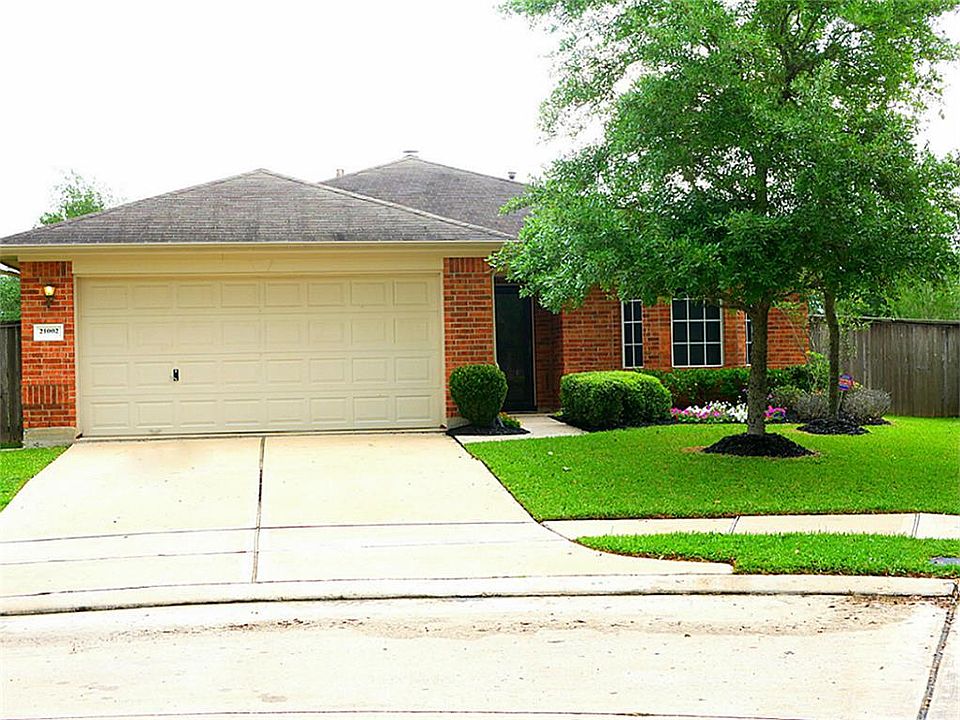 1st image of 21002 Pineda Cir