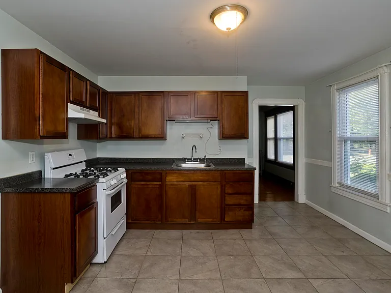 286 Sumner Ave #1 — Photo 12
