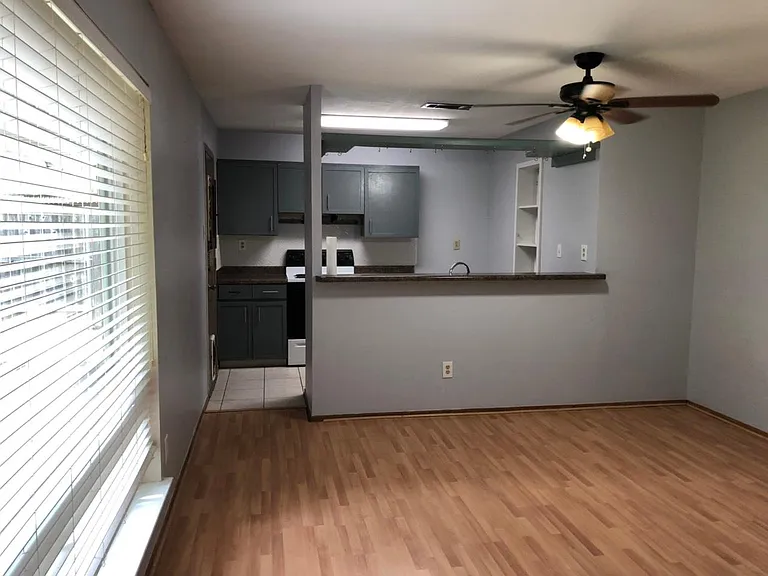 1603 Lorrie Dr — Photo 6