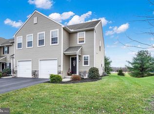 100 Cedar Run Dr, York, PA 17404