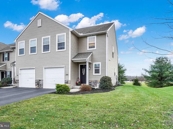 100 Cedar Run Dr, York, PA 17404