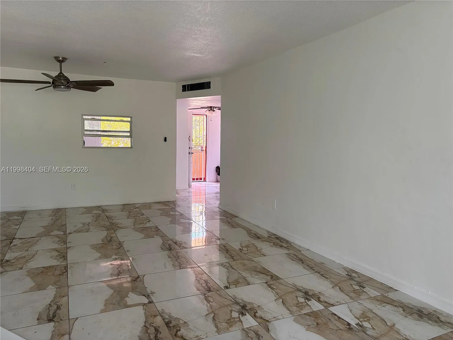 Rolling Green Condo C — Photo 4