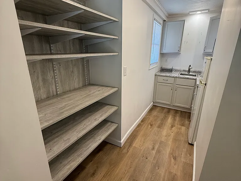 929 Franklin St #2 — Photo 5