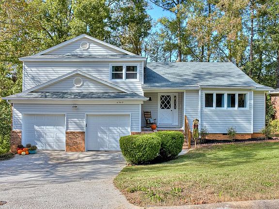 3rd image of 4545 Glennwood Dr