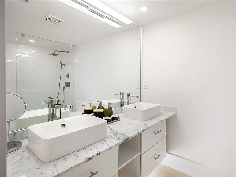 3554 Ocean Drive 703S #802S — Photo 24