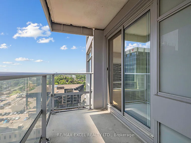 2191 Yonge St #1805 — Photo 25