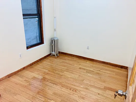 Rented by Chantior Real Estate LLC | media 21