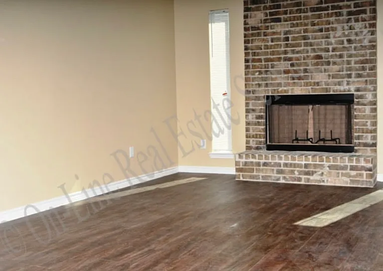 806 San Pedro Dr #D — Photo 2