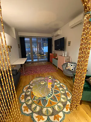 Rented by The KCI Group | media 48