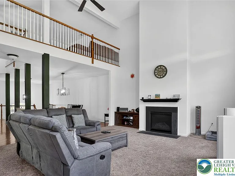 560 Quaker Ridge Ter — Photo 8