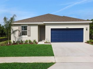 2920 Supermarine Rd, Tavares, FL 32778