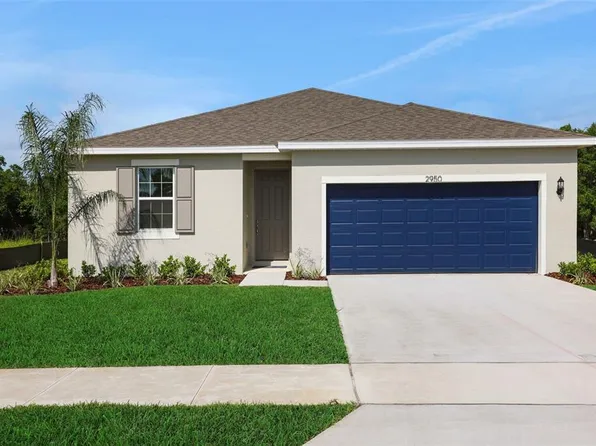 2920 Supermarine Rd, Tavares, FL 32778