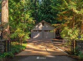 3030 E Beaver Lake Dr SE, Sammamish, WA 98075