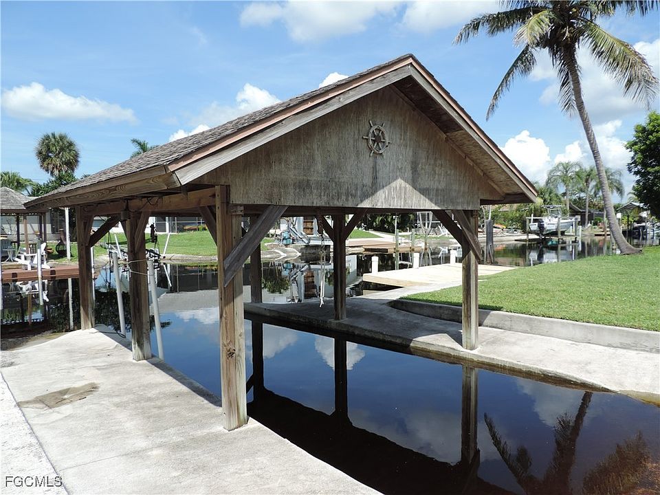 2nd image of 6179 Island Park Ct