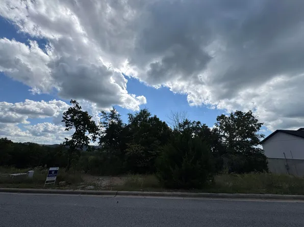 951 Crescent Drive, Hollister, MO 65672