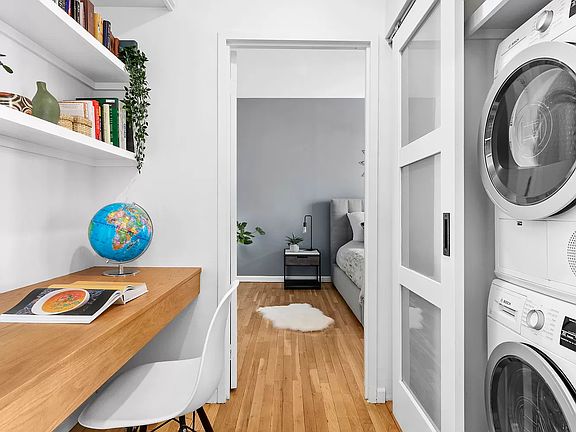 4th image of 309-319 Saint Johns Pl #3D