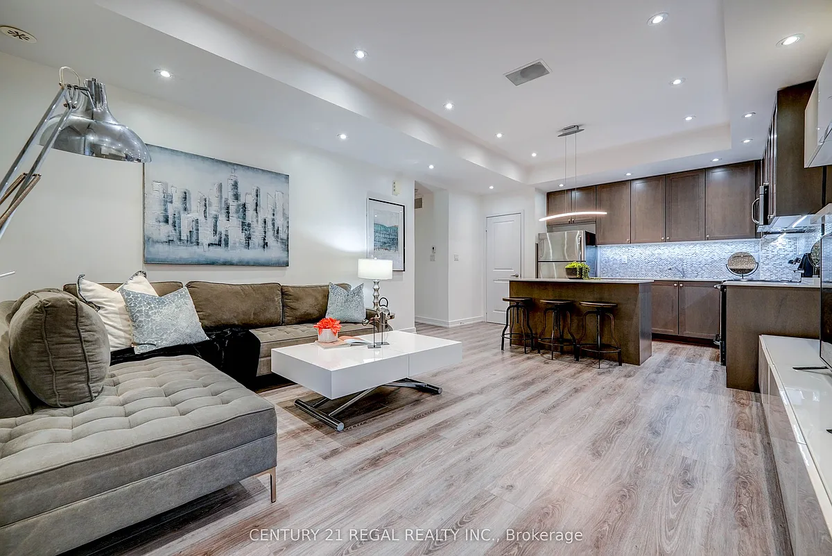 Building Photo - 867 Wilson Ave #5B