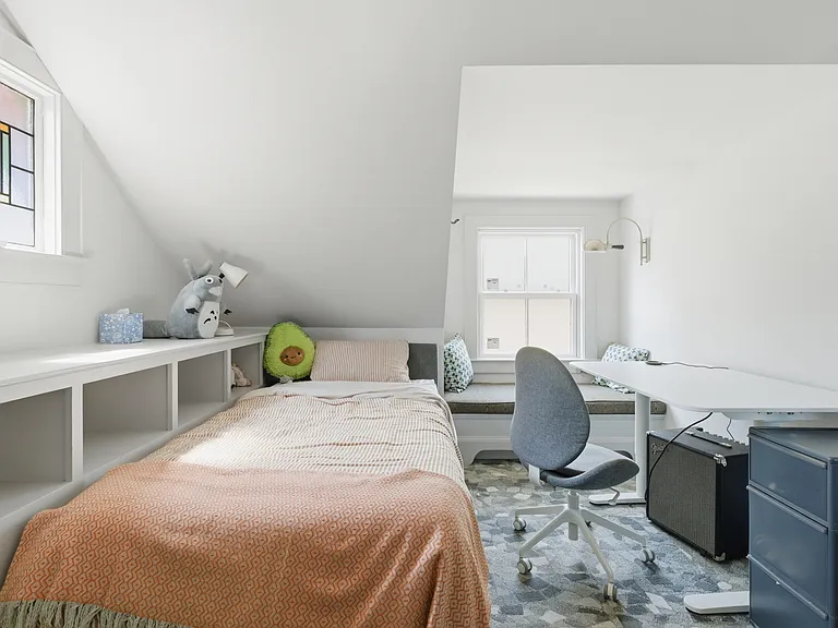 32 Tremont St #1 — Photo 21