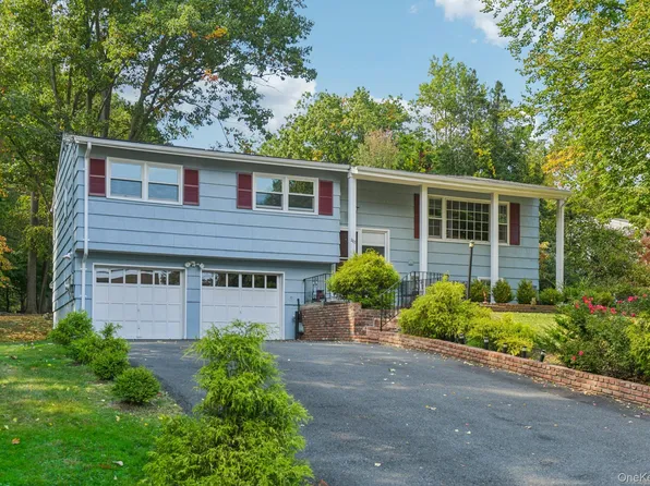 203 Hilltop Drive, Nyack, NY 10960