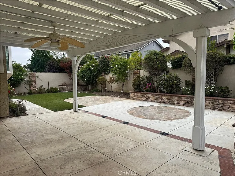 6402 Cantiles Ave — Photo 19