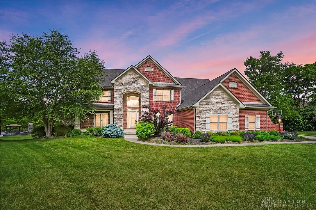 6380 Trillium Dr photo 1