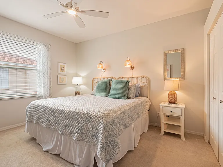 260 Robin Hood Cir #202 — Photo 13